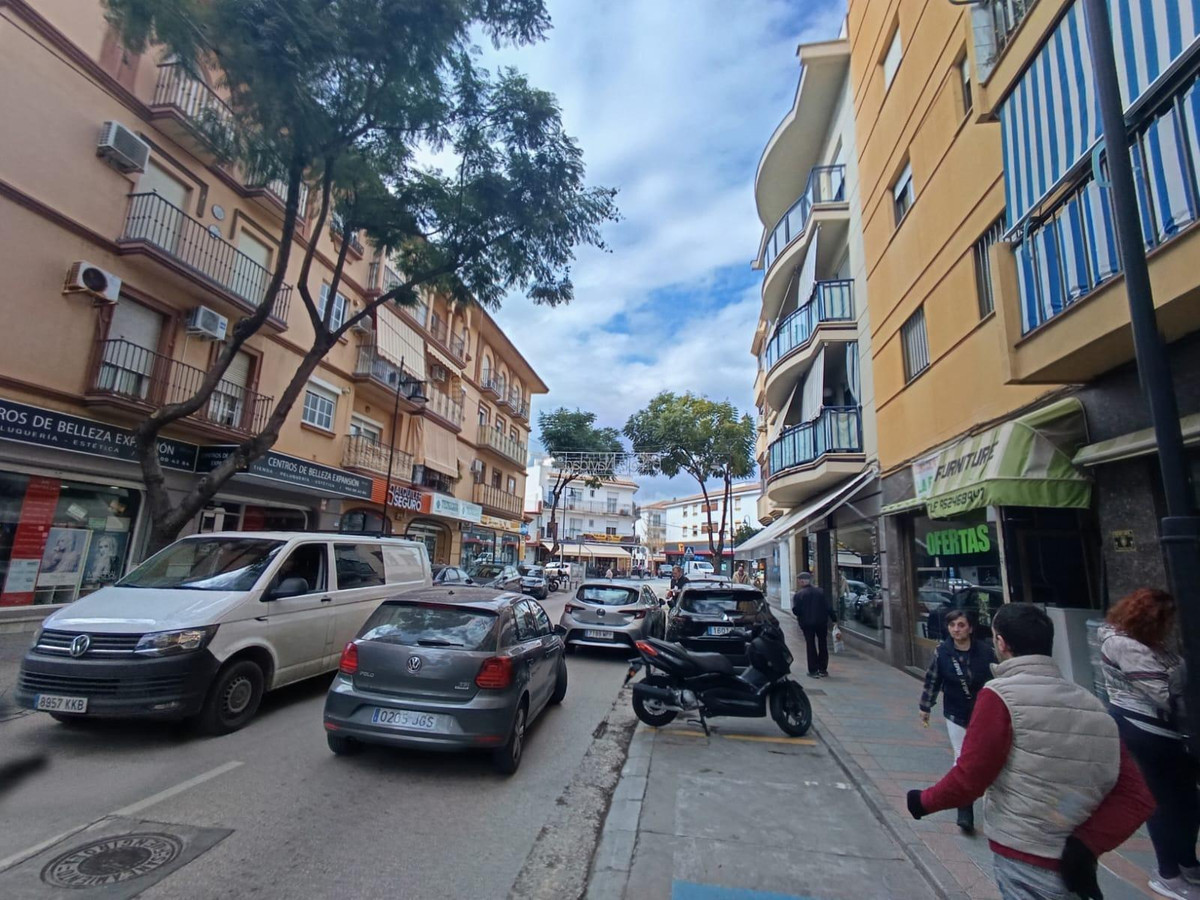 Appartement te koop in Fuengirola | 4 slaapkamers H5524468