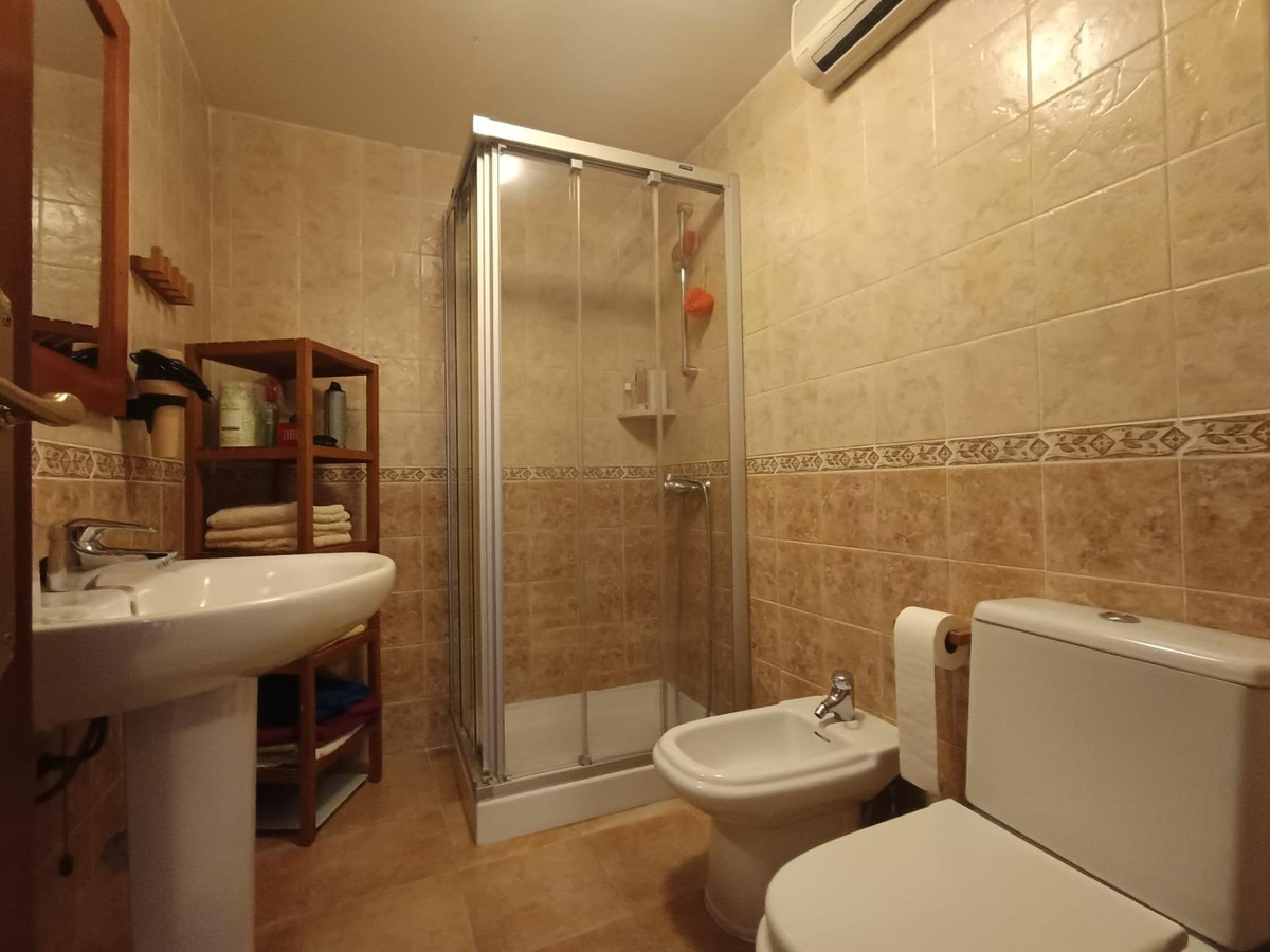 Appartement te koop in Fuengirola | 4 slaapkamers H5524468