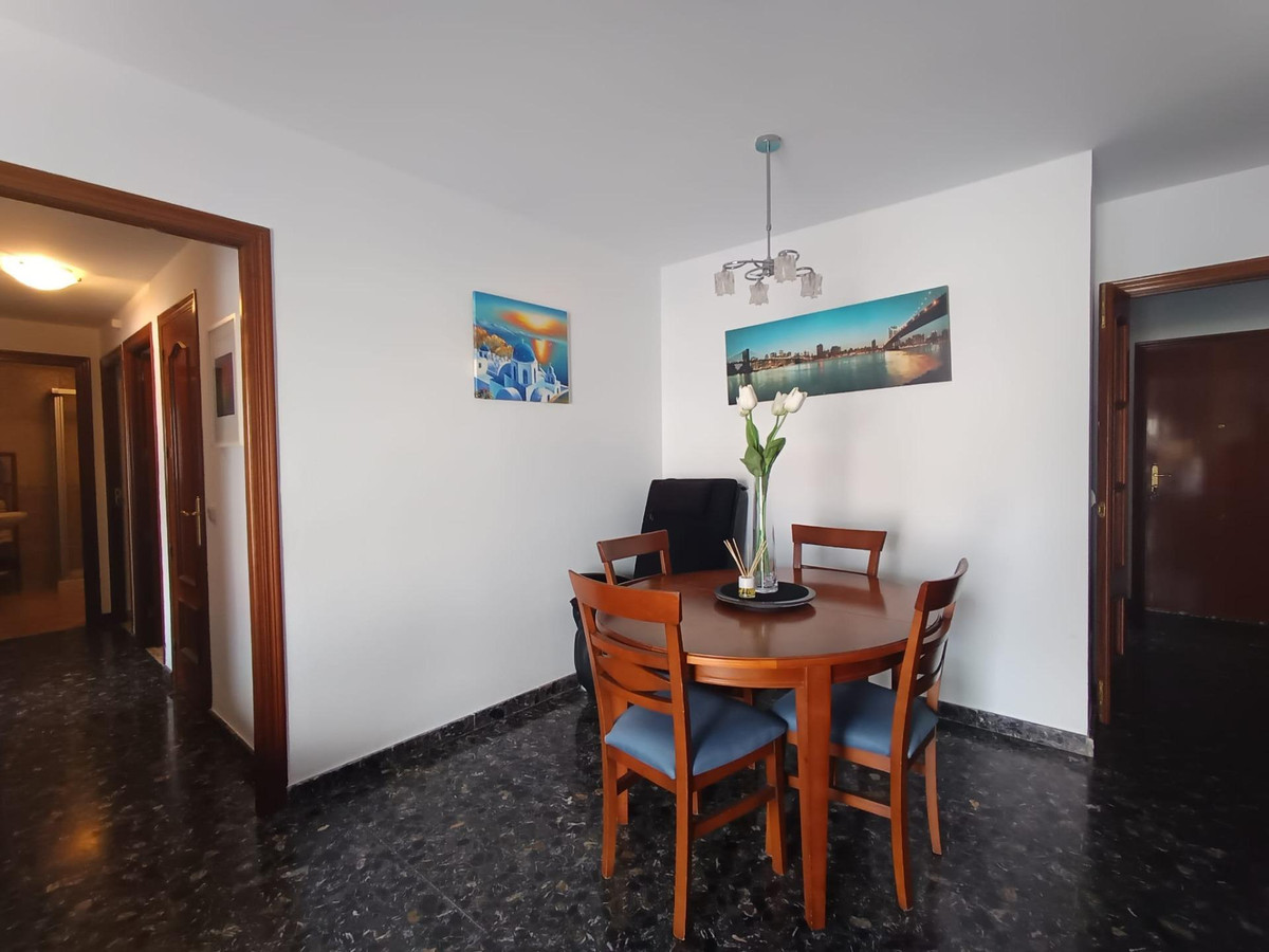 Appartement te koop in Fuengirola | 4 slaapkamers H5524468