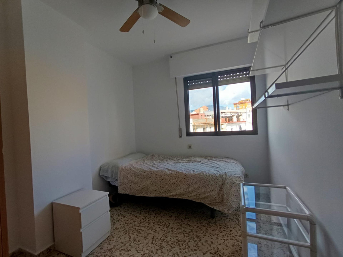 Appartement te koop in Fuengirola | 4 slaapkamers H5524468