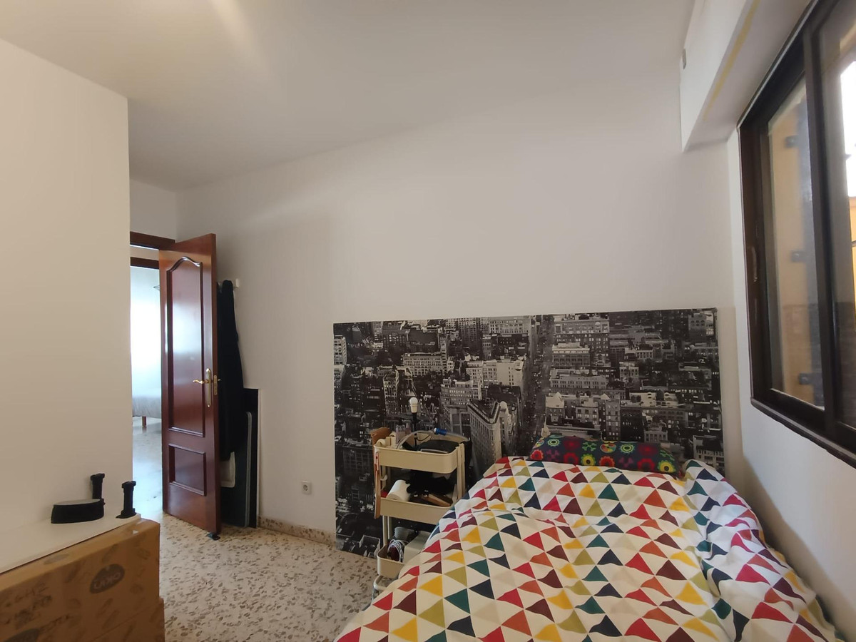 Appartement te koop in Fuengirola | 4 slaapkamers H5524468