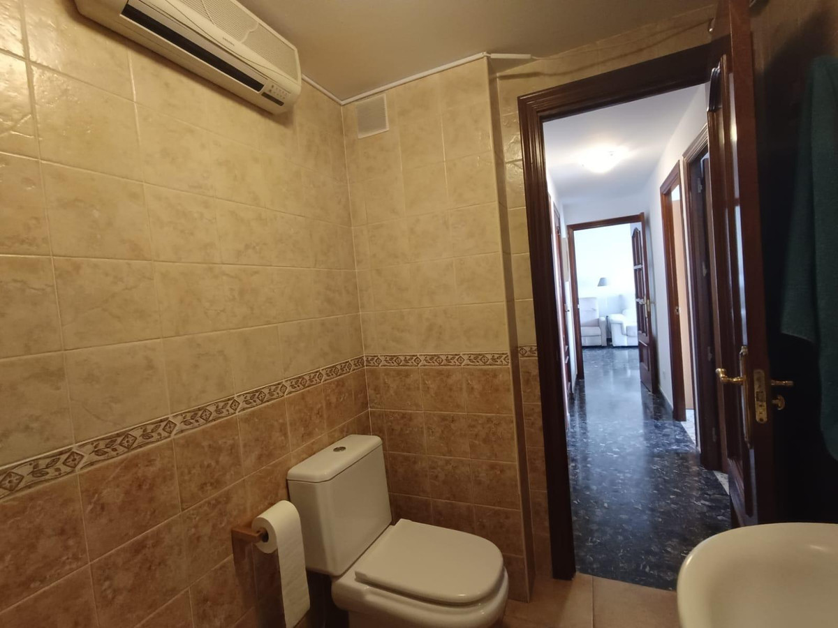 Appartement te koop in Fuengirola | 4 slaapkamers H5524468