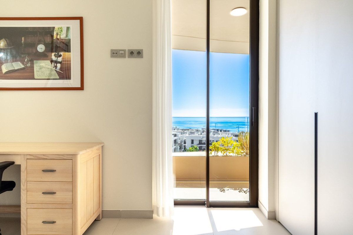 Appartement te koop in Fuengirola | 2 slaapkamers H5527360