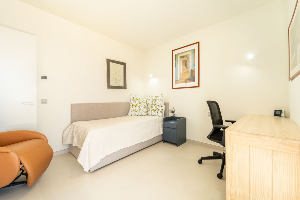 Appartement te koop in Fuengirola | 2 slaapkamers H5527360