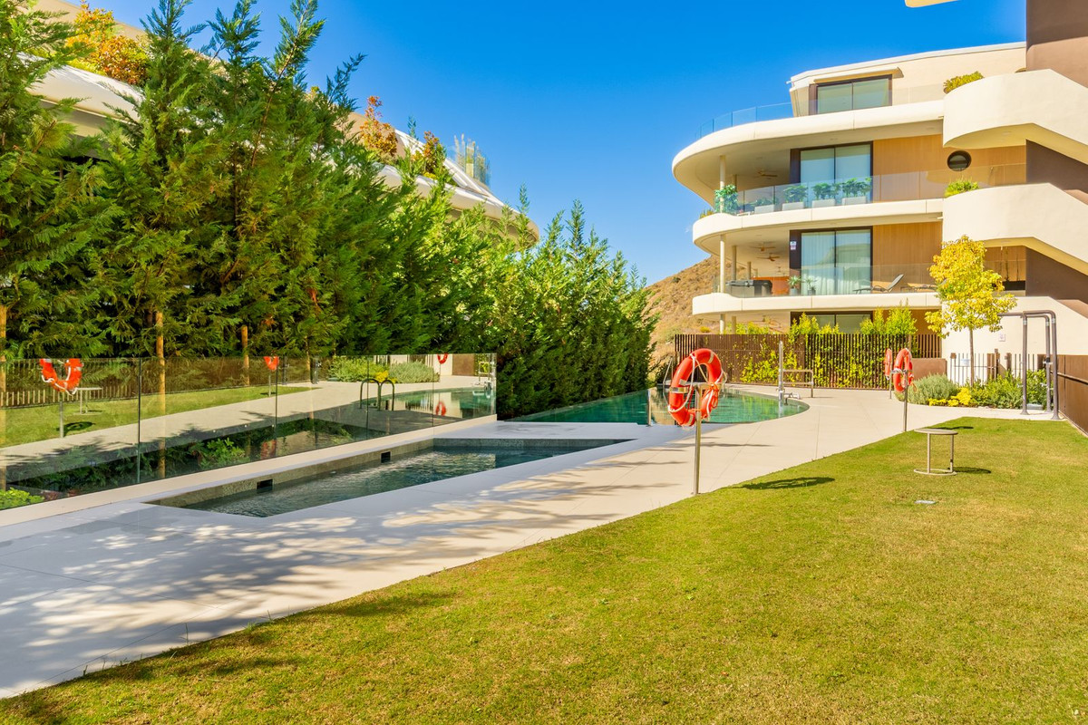Appartement te koop in Fuengirola | 2 slaapkamers H5527360
