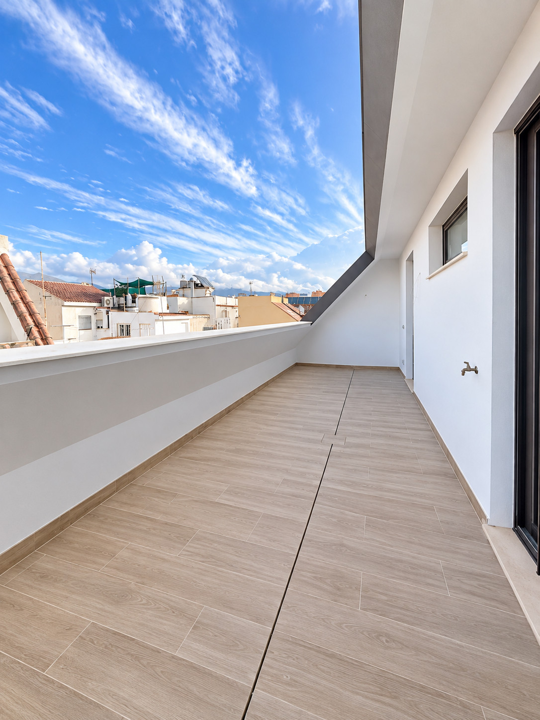 Appartement te koop in Fuengirola | 2 - 3 slaapkamers H5527474