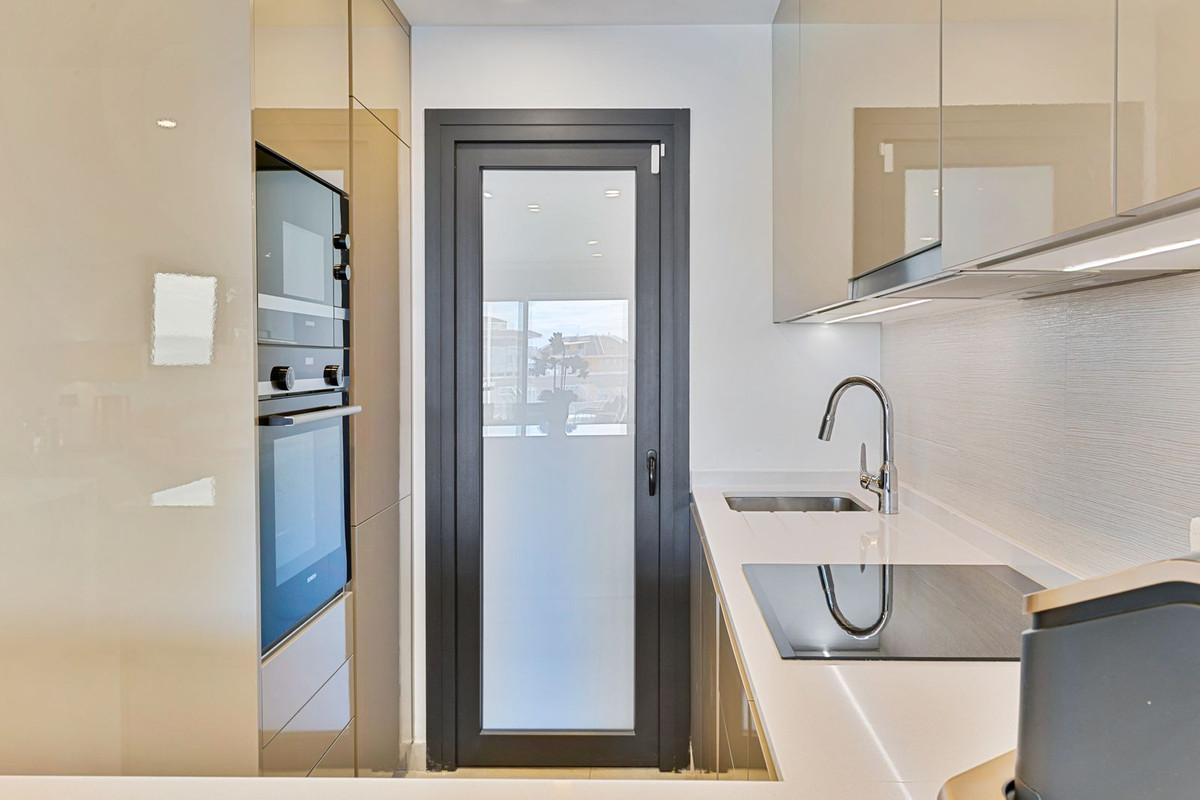 Appartement te koop in Fuengirola | 2 slaapkamers H5528488