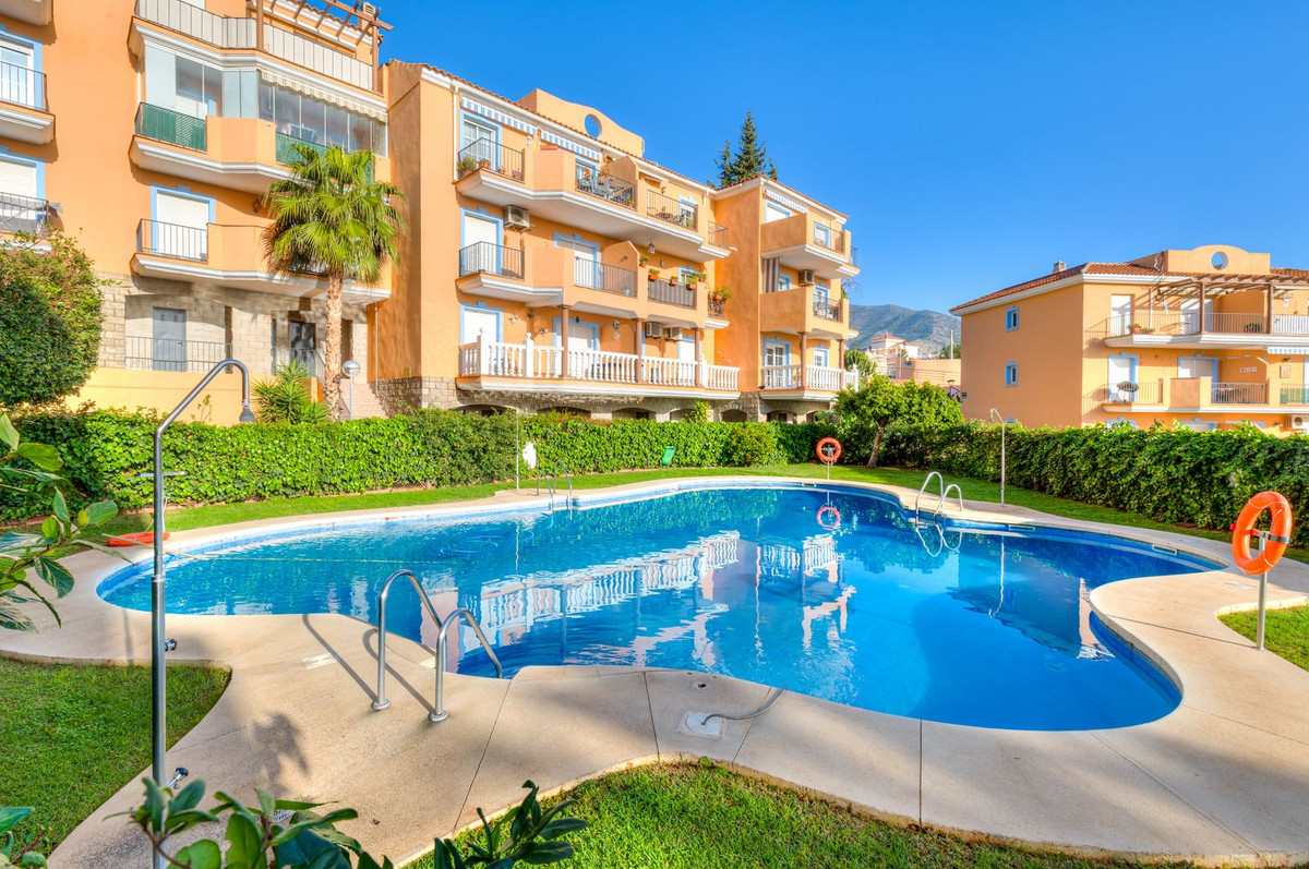 Appartement te koop in Fuengirola | 2 slaapkamers H5530060