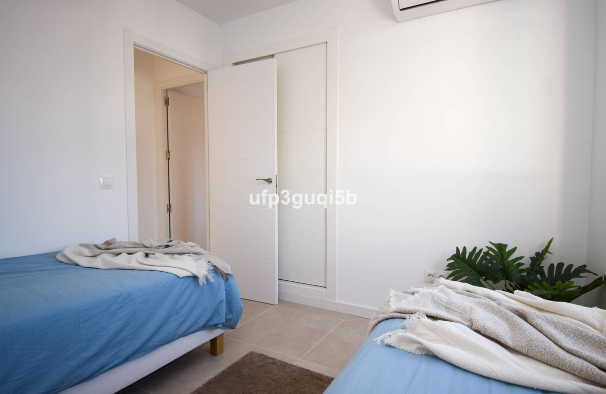 Appartement te koop in Fuengirola | 3 slaapkamers H5530231