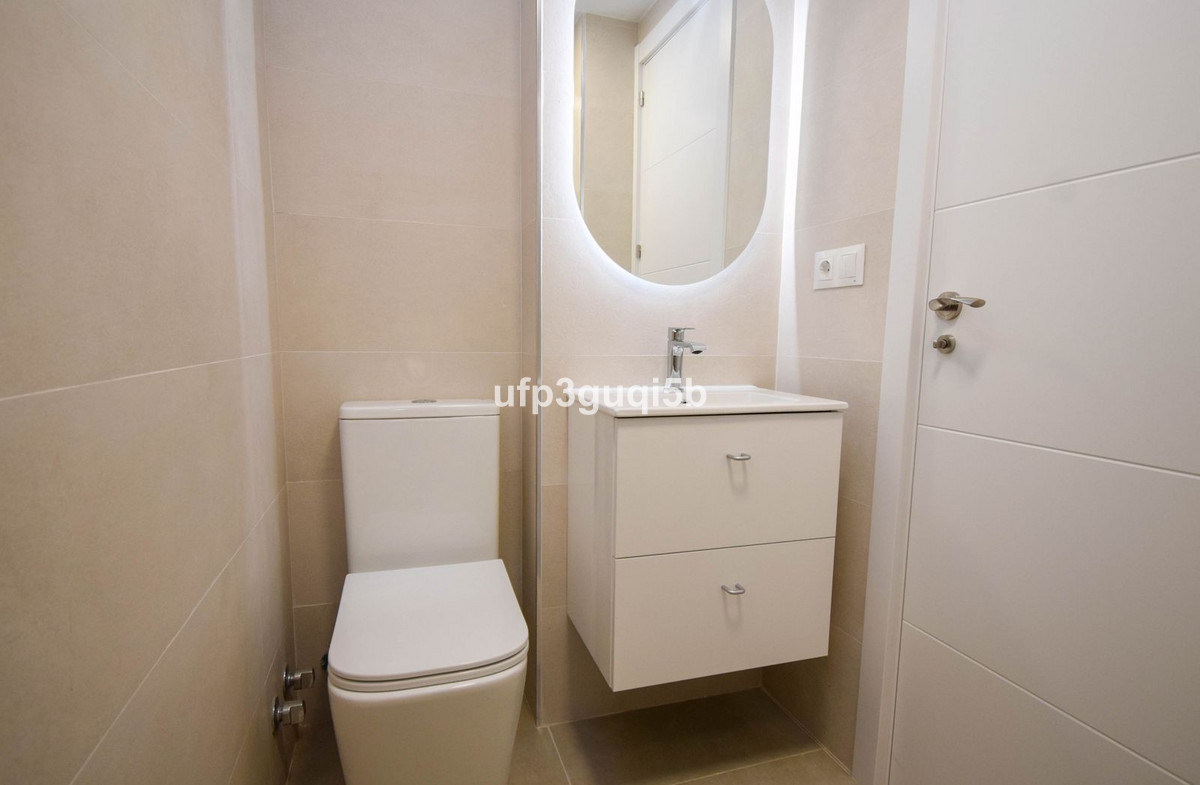 Appartement te koop in Fuengirola | 3 slaapkamers H5530231