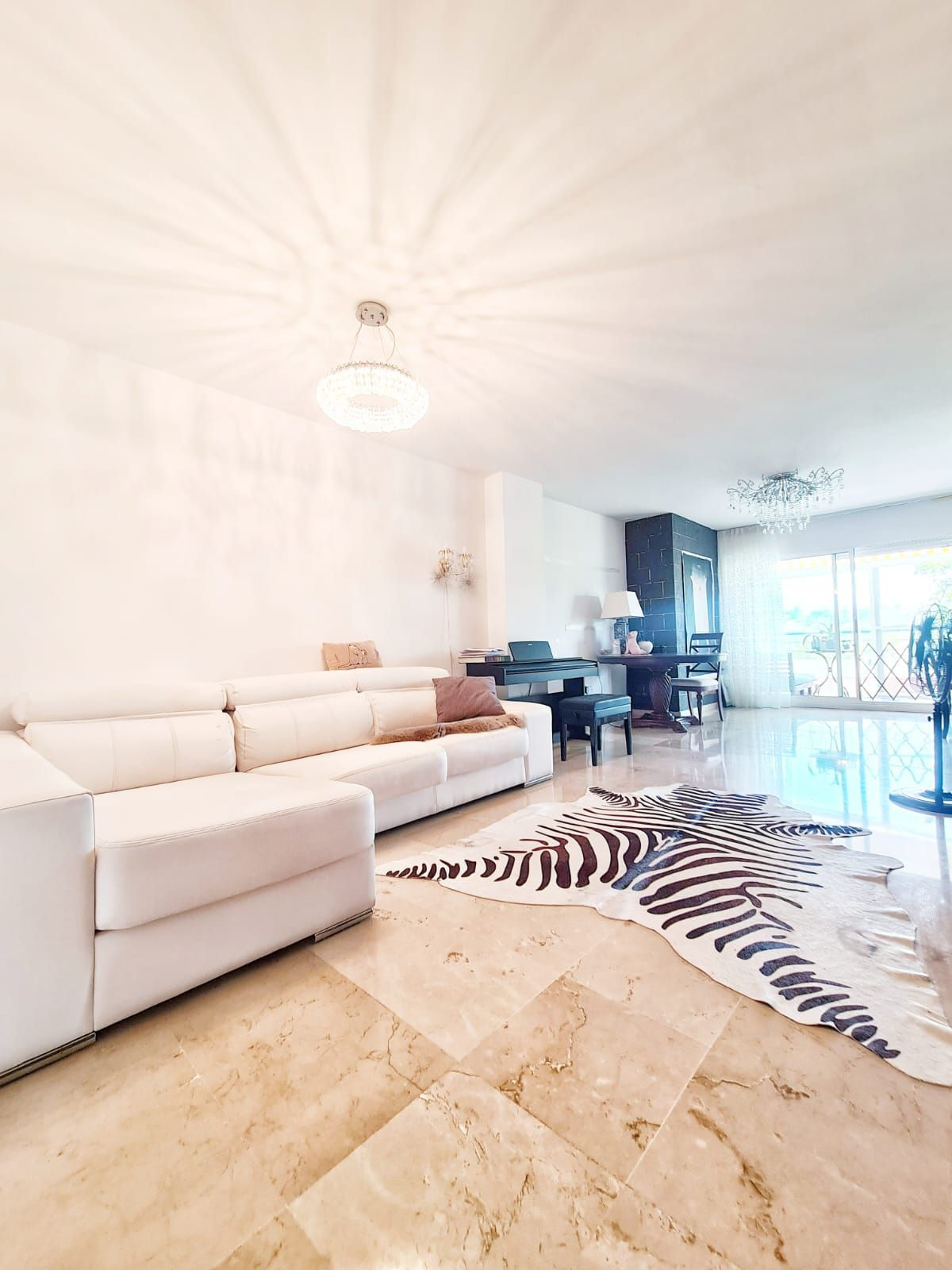 Penthouse Duplex in Guadalmina Alta-7