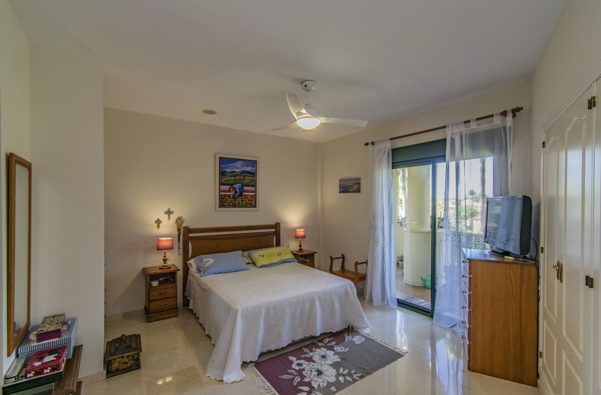 Appartement te koop in Guadalmina Alta | 2 slaapkamers H4766056