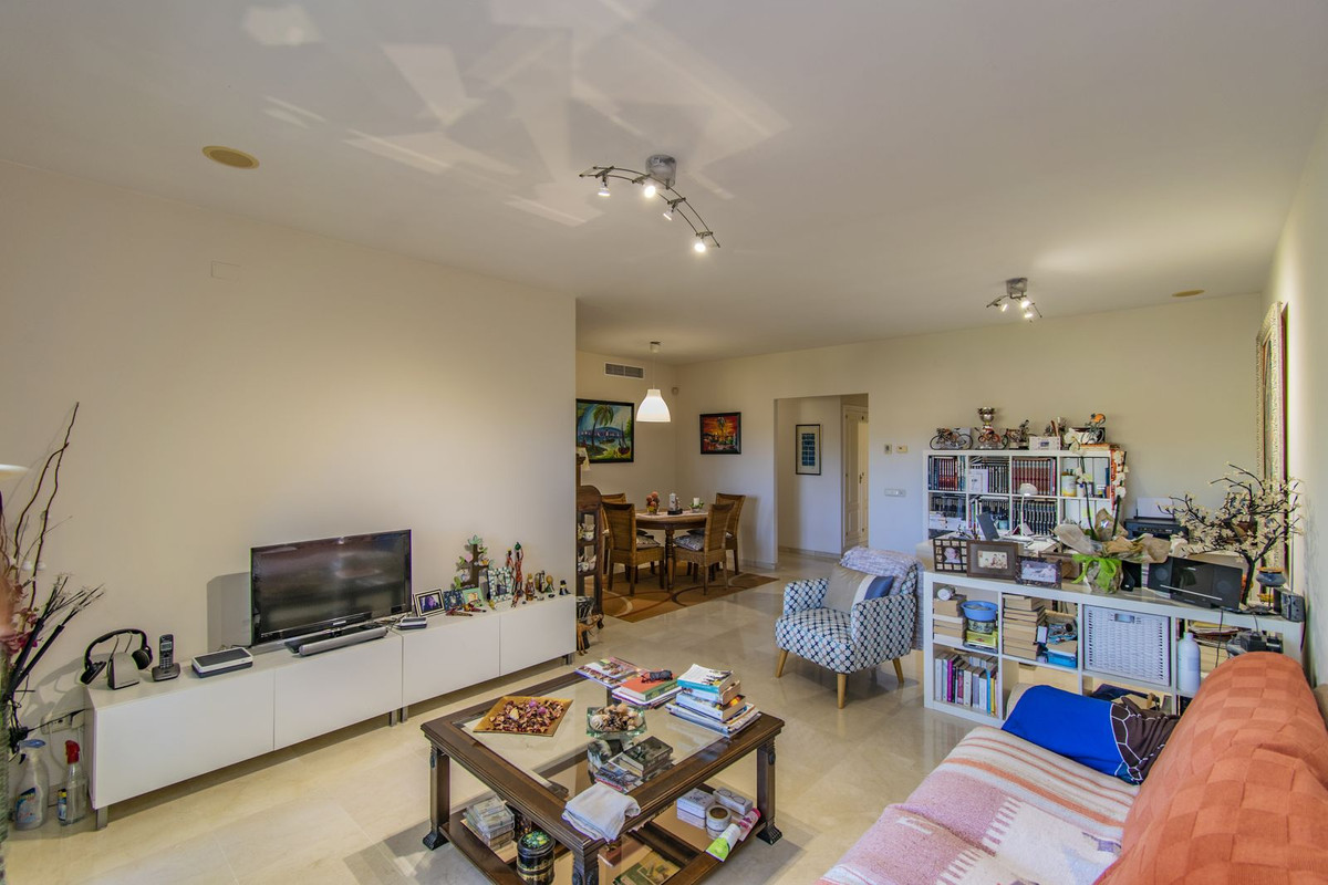Appartement te koop in Guadalmina Alta | 2 slaapkamers H4766056