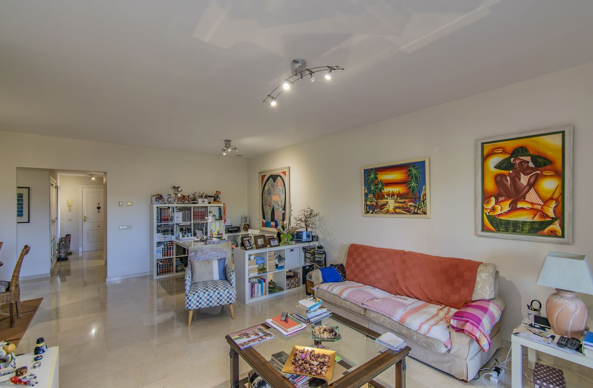Appartement te koop in Guadalmina Alta | 2 slaapkamers H4766056