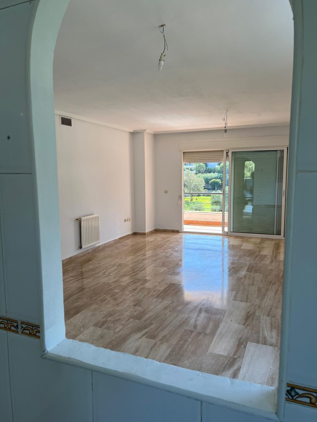 Tussenverdieping Appartement in Guadalmina Alta-11