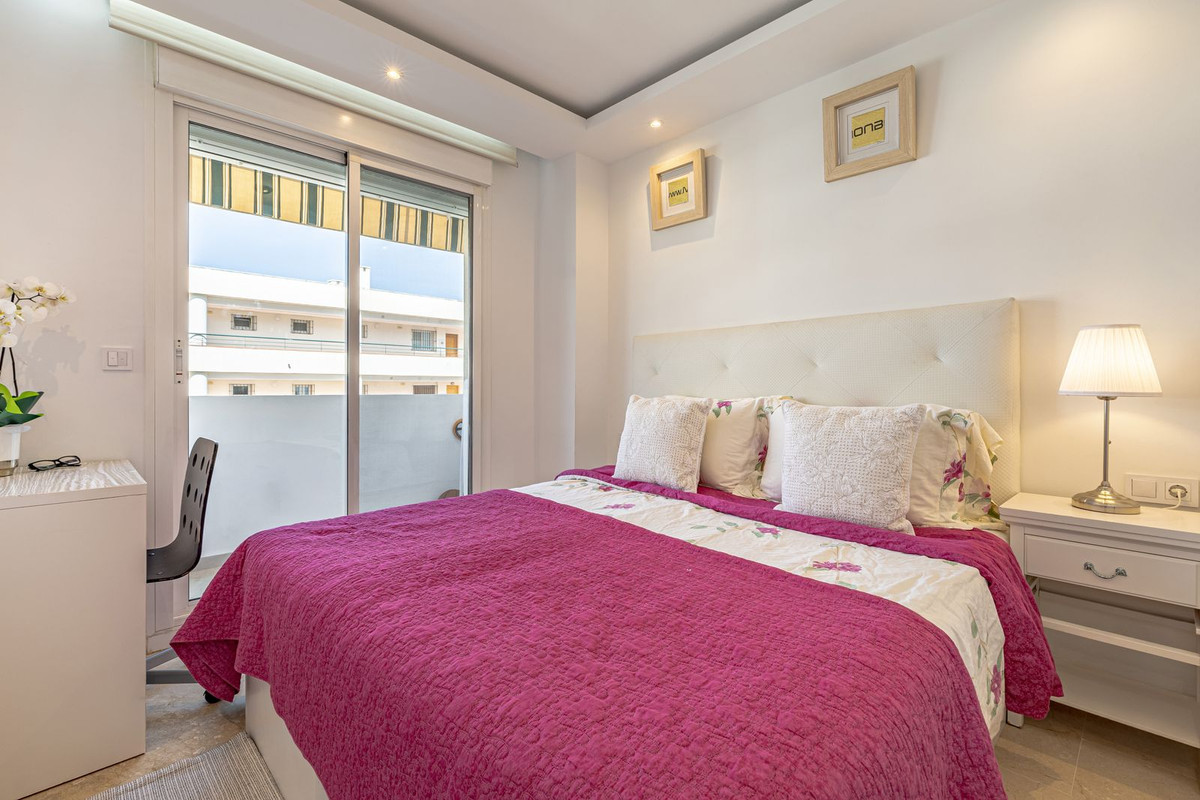 Tussenverdieping Appartement in Guadalmina Alta-13