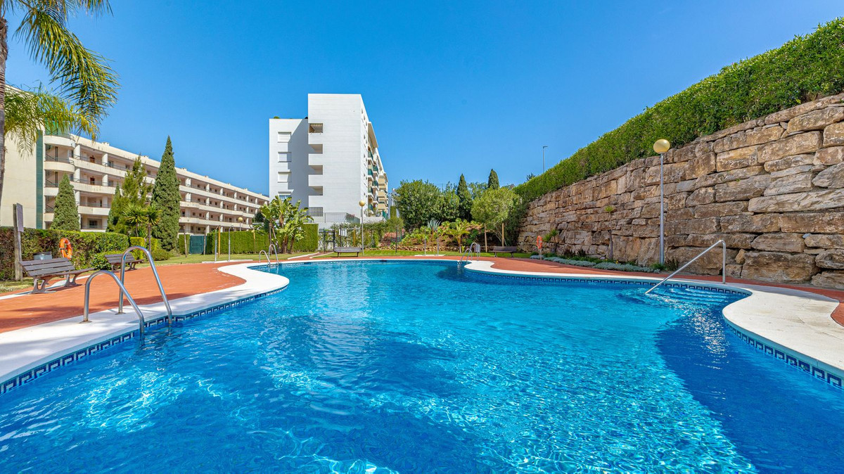 Tussenverdieping Appartement in Guadalmina Alta-2
