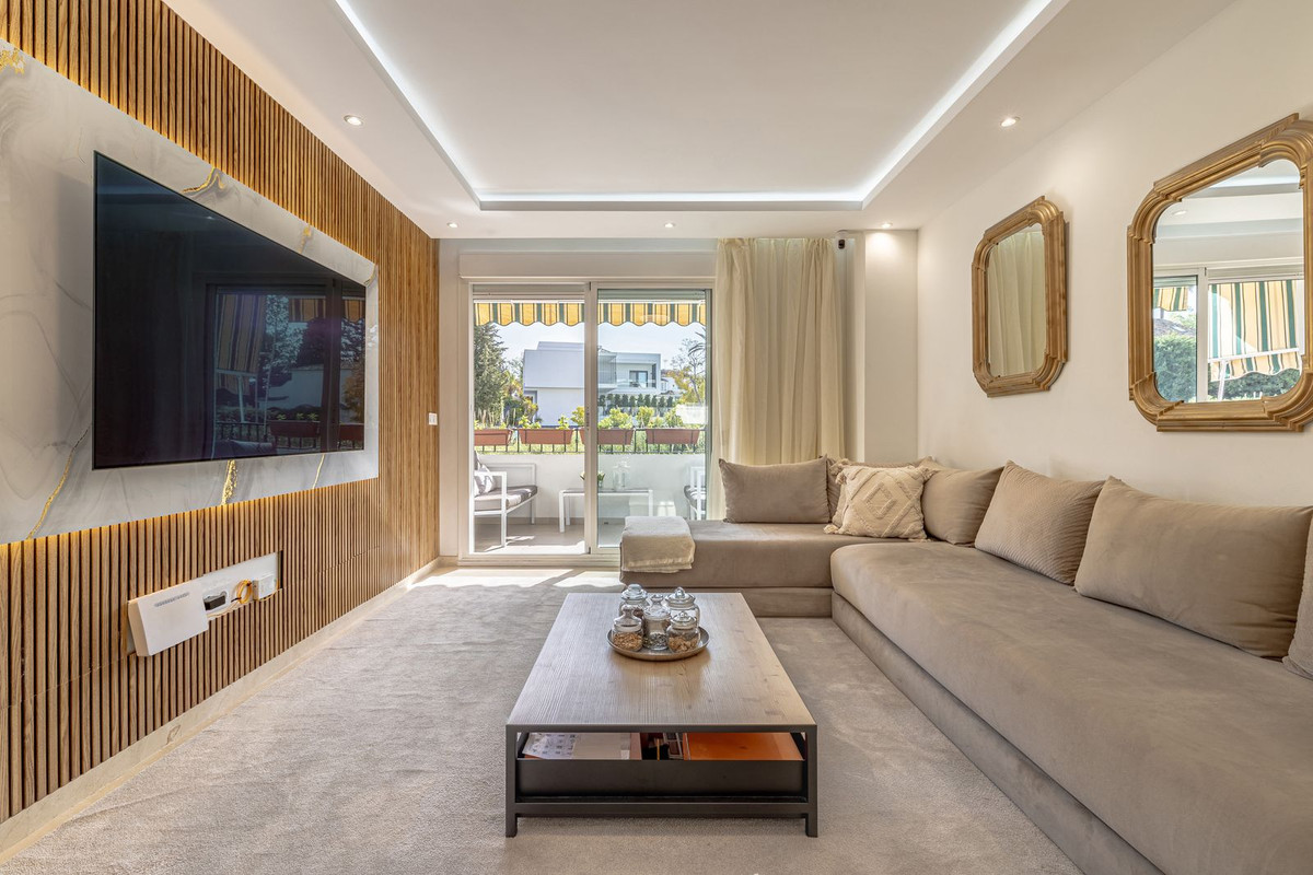 Tussenverdieping Appartement in Guadalmina Alta-7