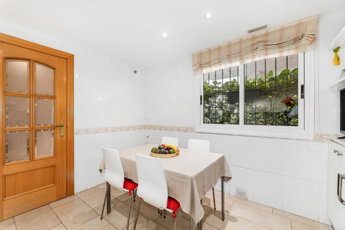 Appartement te koop in Guadalmina Alta | 3 slaapkamers H5020204