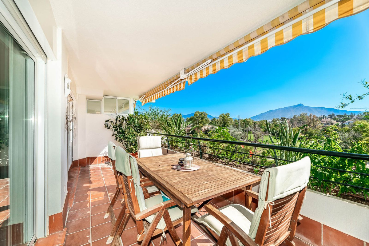 Appartement te koop in Guadalmina Alta | 3 slaapkamers H5020204