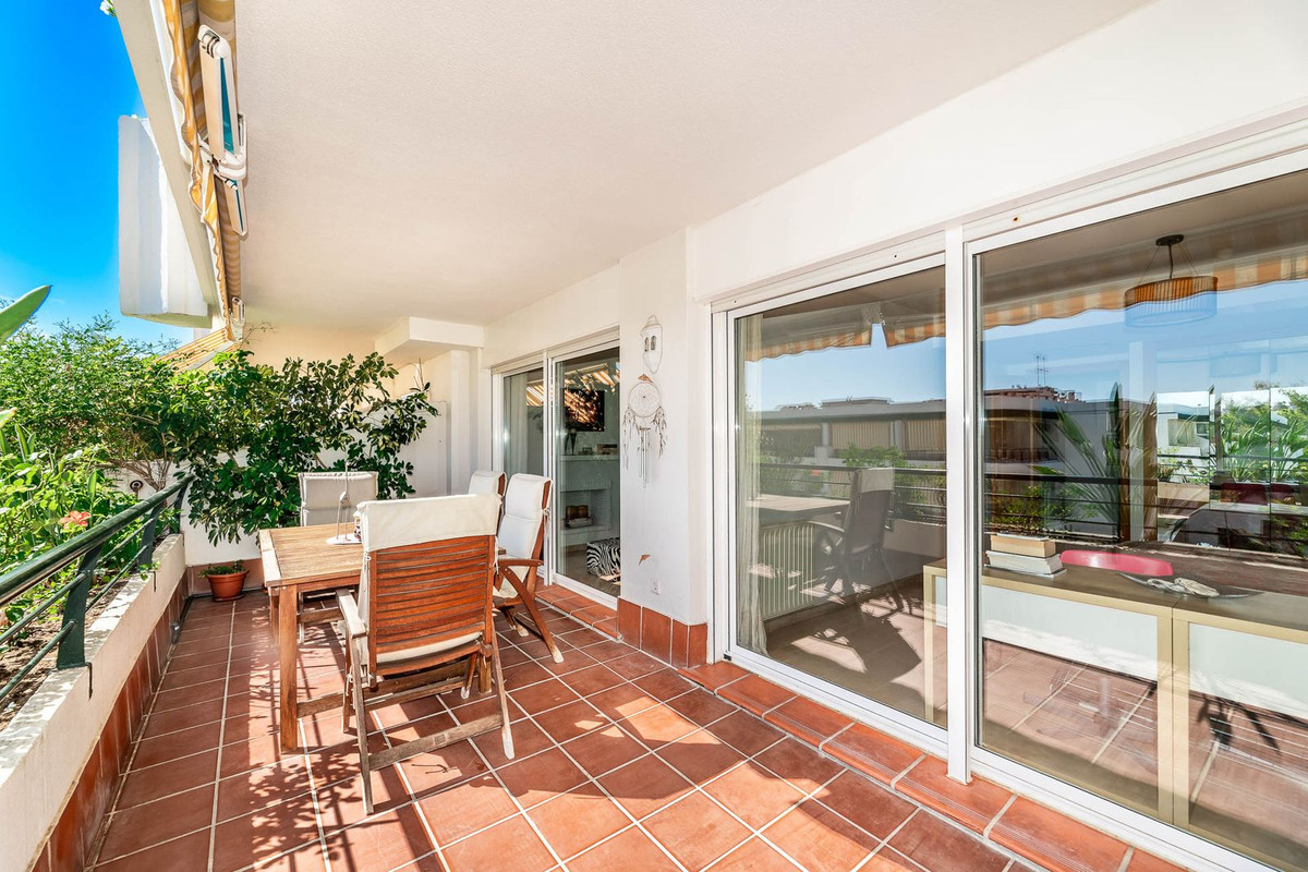 Appartement te koop in Guadalmina Alta | 3 slaapkamers H5020204