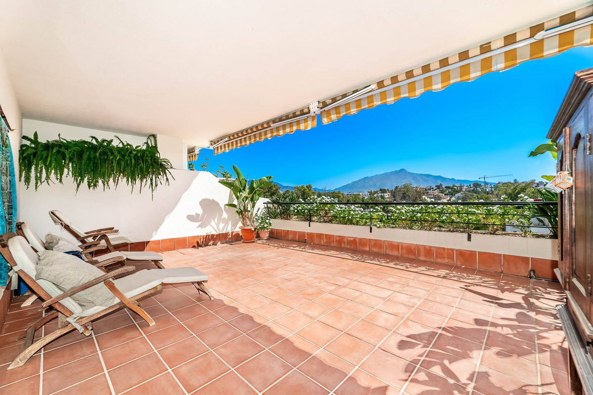 Appartement te koop in Guadalmina Alta | 3 slaapkamers H5020204