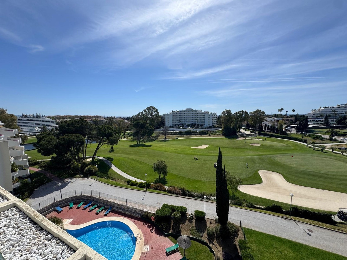 Penthouse Duplex in Guadalmina Alta-1