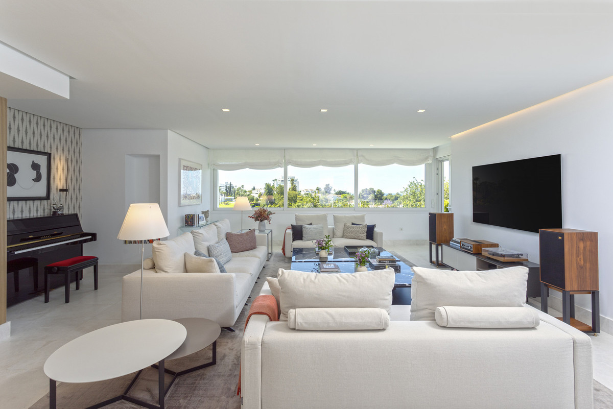 Appartement te koop in Guadalmina Alta | 2 slaapkamers H5064214
