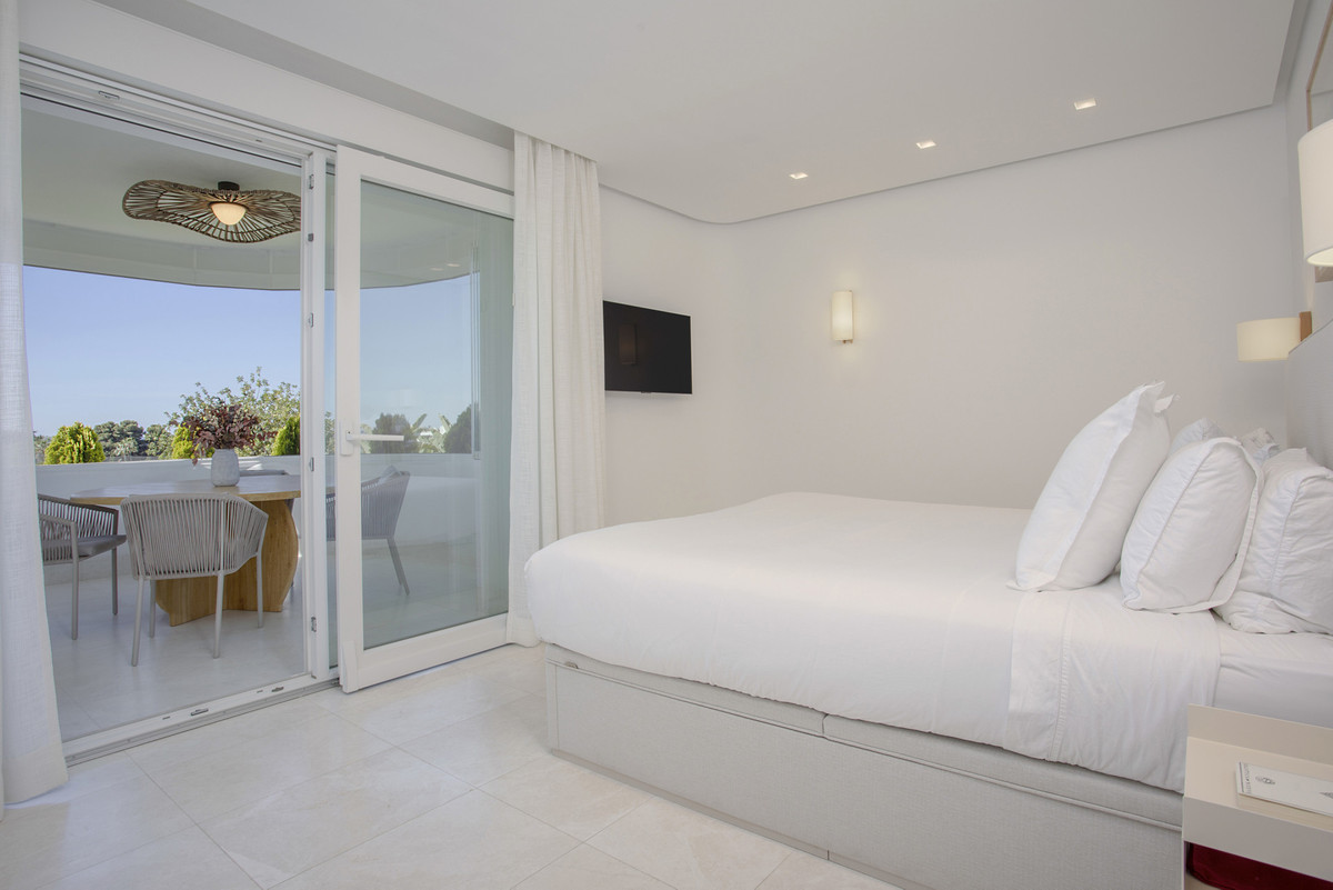 Appartement te koop in Guadalmina Alta | 2 slaapkamers H5064214