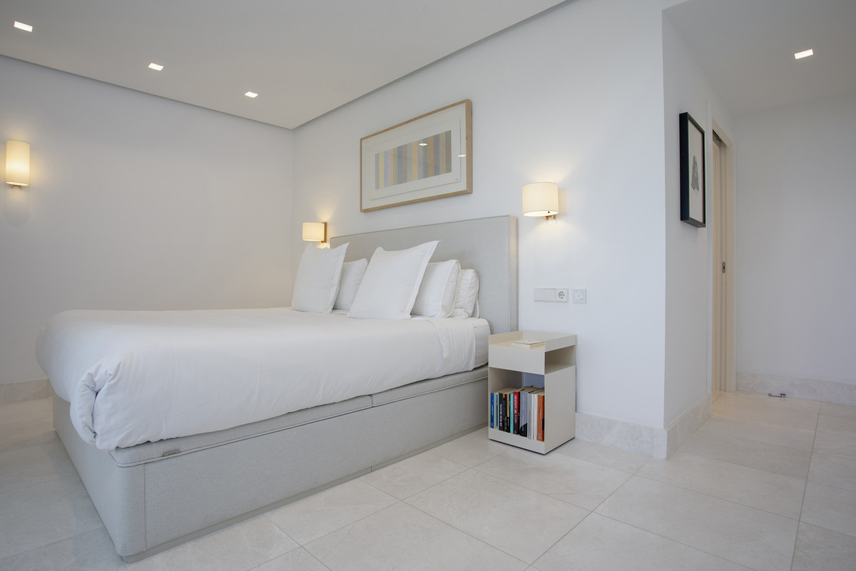 Appartement te koop in Guadalmina Alta | 2 slaapkamers H5064214
