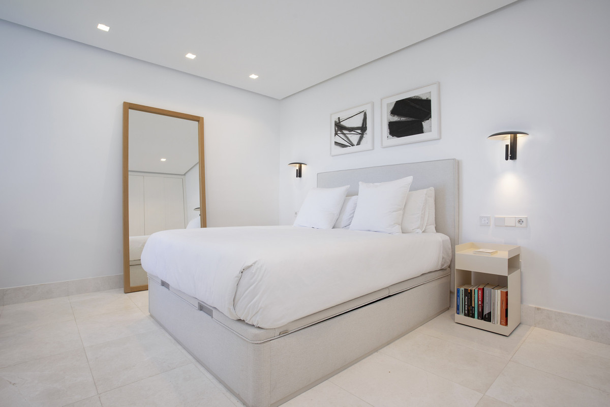 Appartement te koop in Guadalmina Alta | 2 slaapkamers H5064214