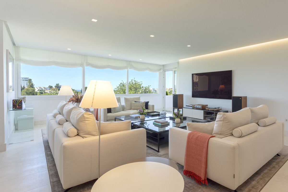 Appartement te koop in Guadalmina Alta | 2 slaapkamers H5064214