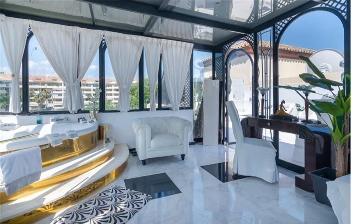 Appartement te koop in Guadalmina Alta | 3 slaapkamers H5079727