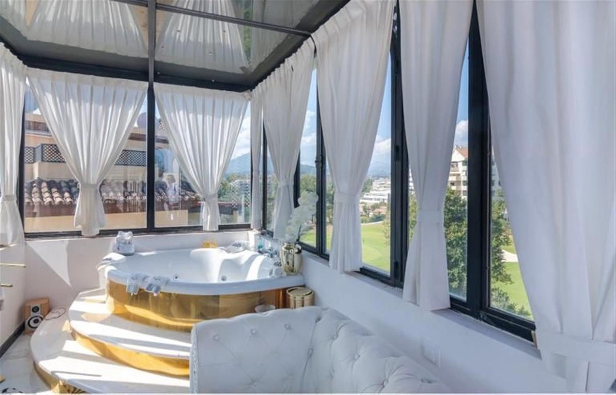 Appartement te koop in Guadalmina Alta | 3 slaapkamers H5079727