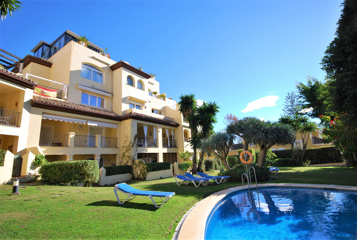 Appartement te koop in Guadalmina Alta | 3 slaapkamers H5079727