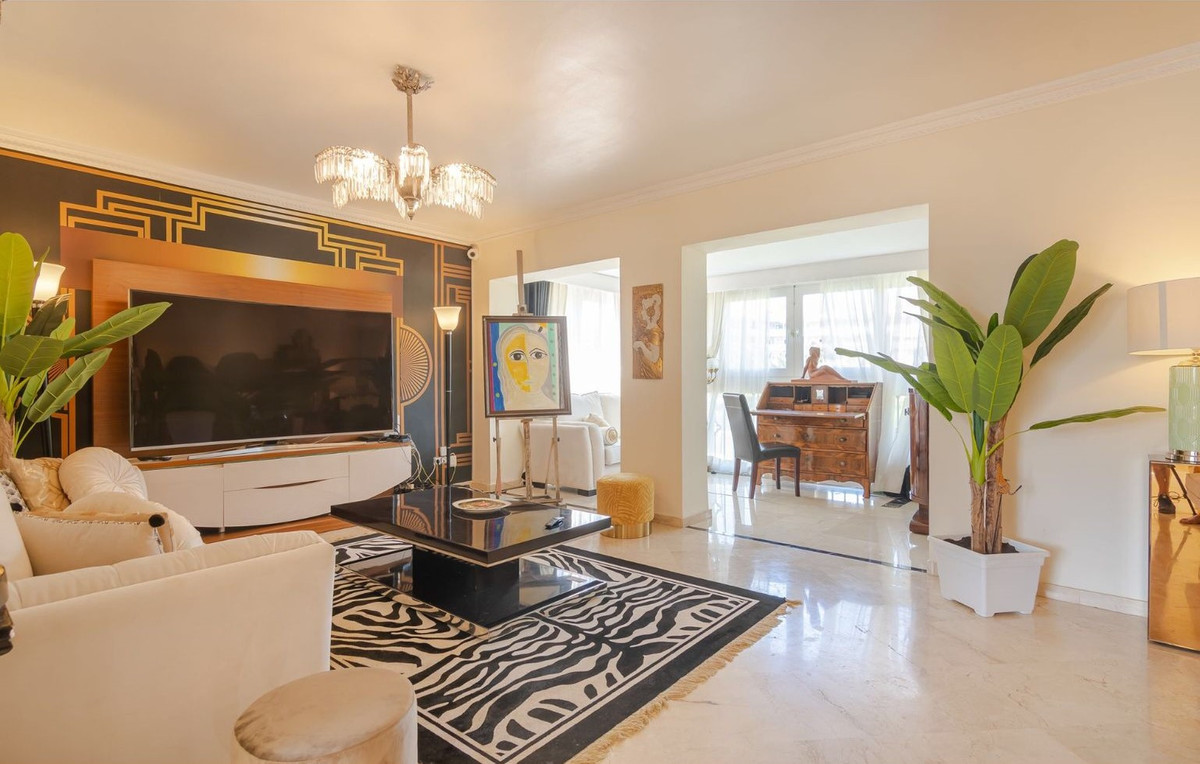 Appartement te koop in Guadalmina Alta | 3 slaapkamers H5079727