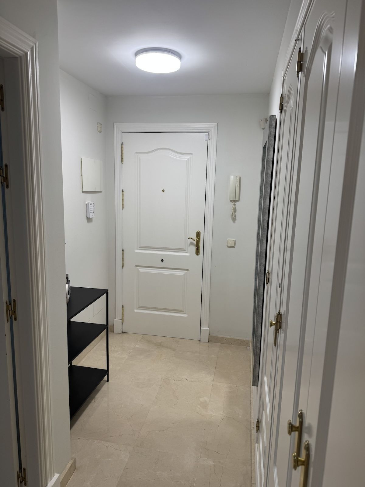 Appartement te koop in Guadalmina Alta | 2 slaapkamers H5079922