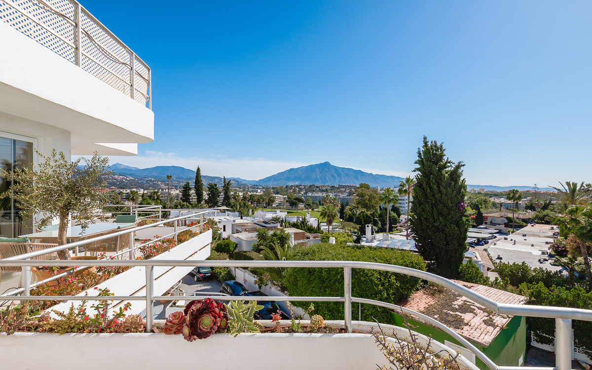 Appartement te koop in Guadalmina Alta | 3 slaapkamers H5080522