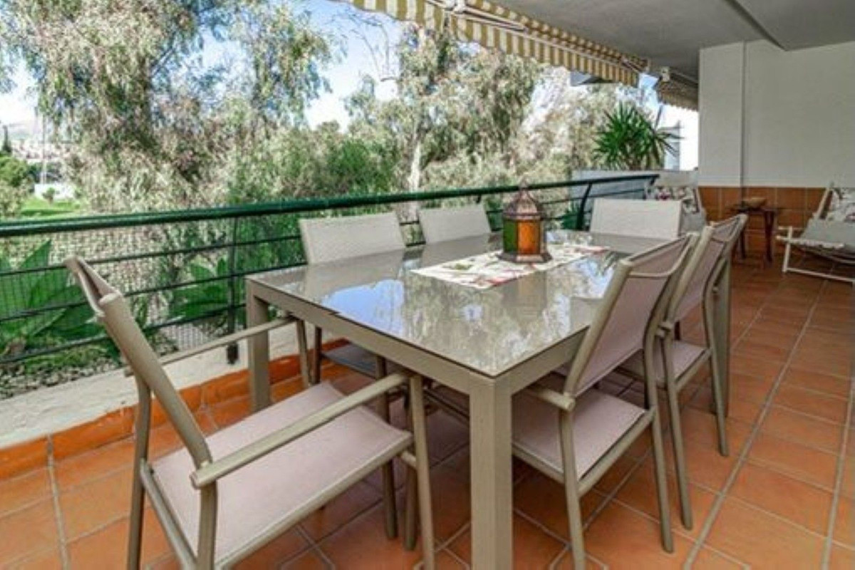 Appartement te koop in Guadalmina Alta | 2 slaapkamers H5105758