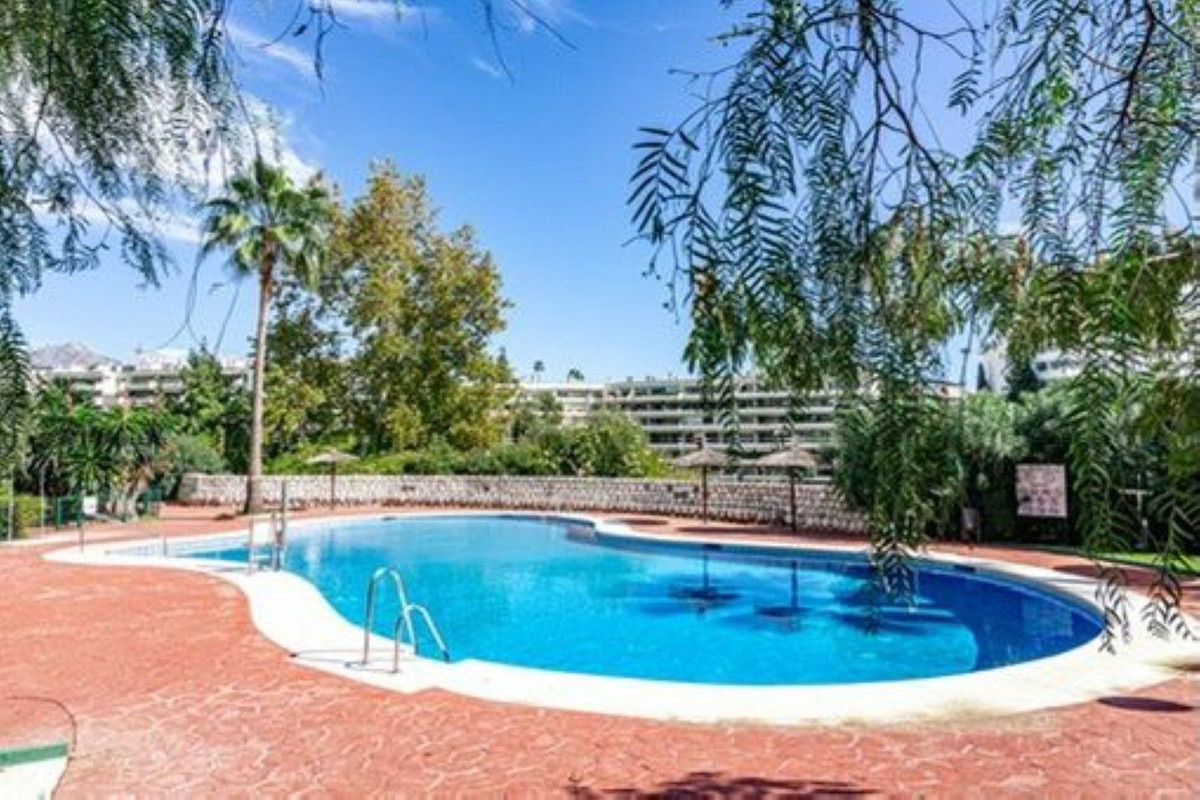 Appartement te koop in Guadalmina Alta | 2 slaapkamers H5105758