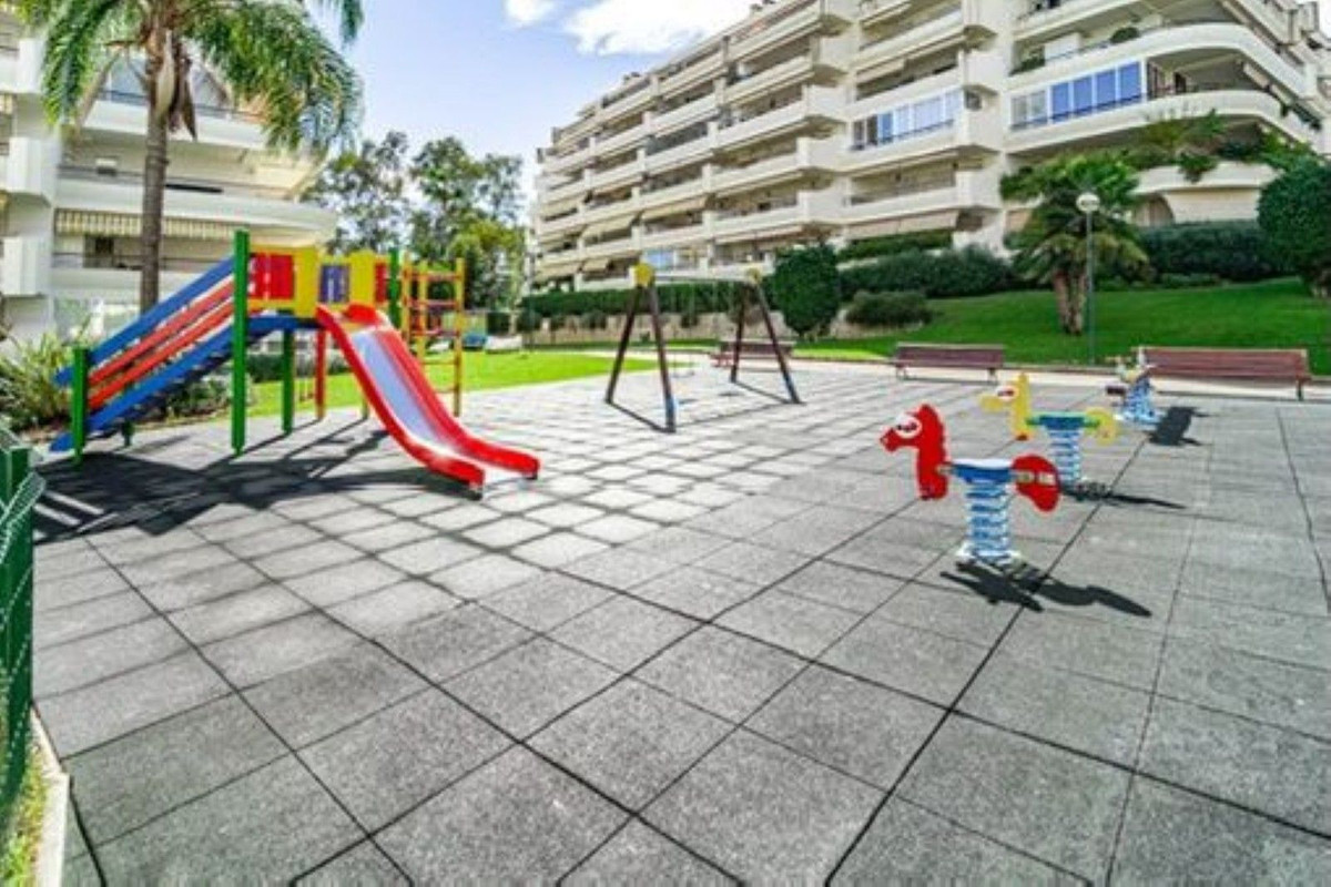 Appartement te koop in Guadalmina Alta | 2 slaapkamers H5105758