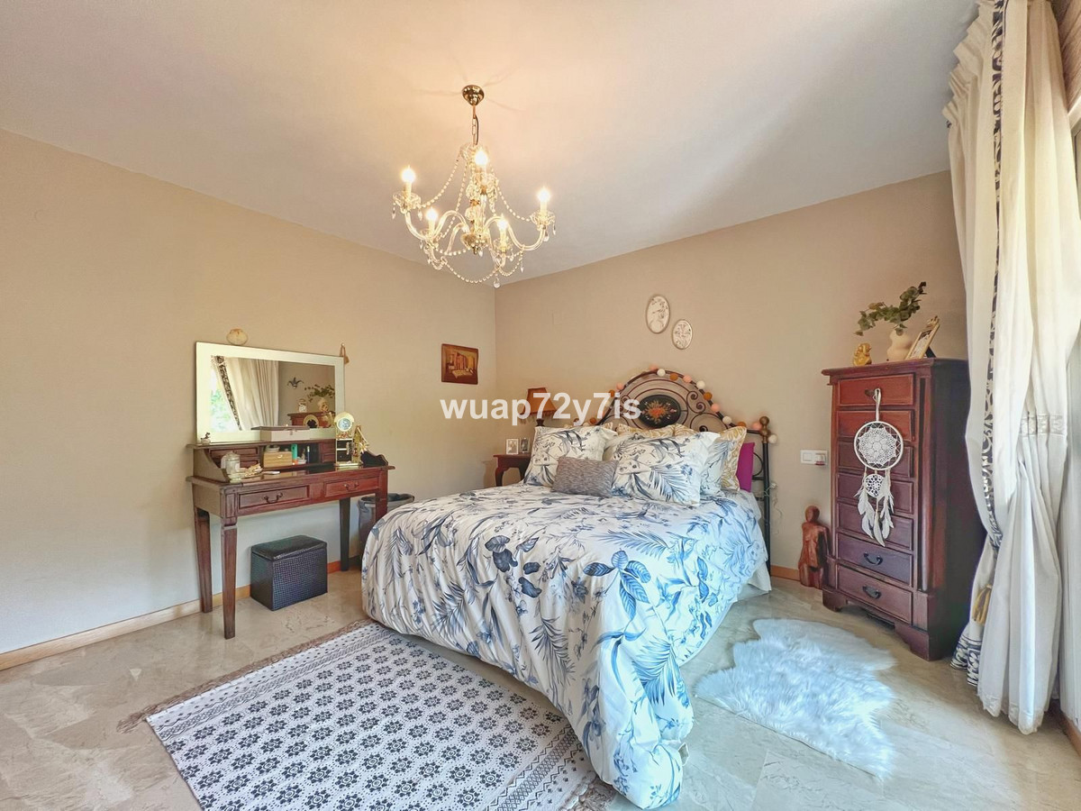 Appartement te koop in Guadalmina Alta | 3 slaapkamers H5114638