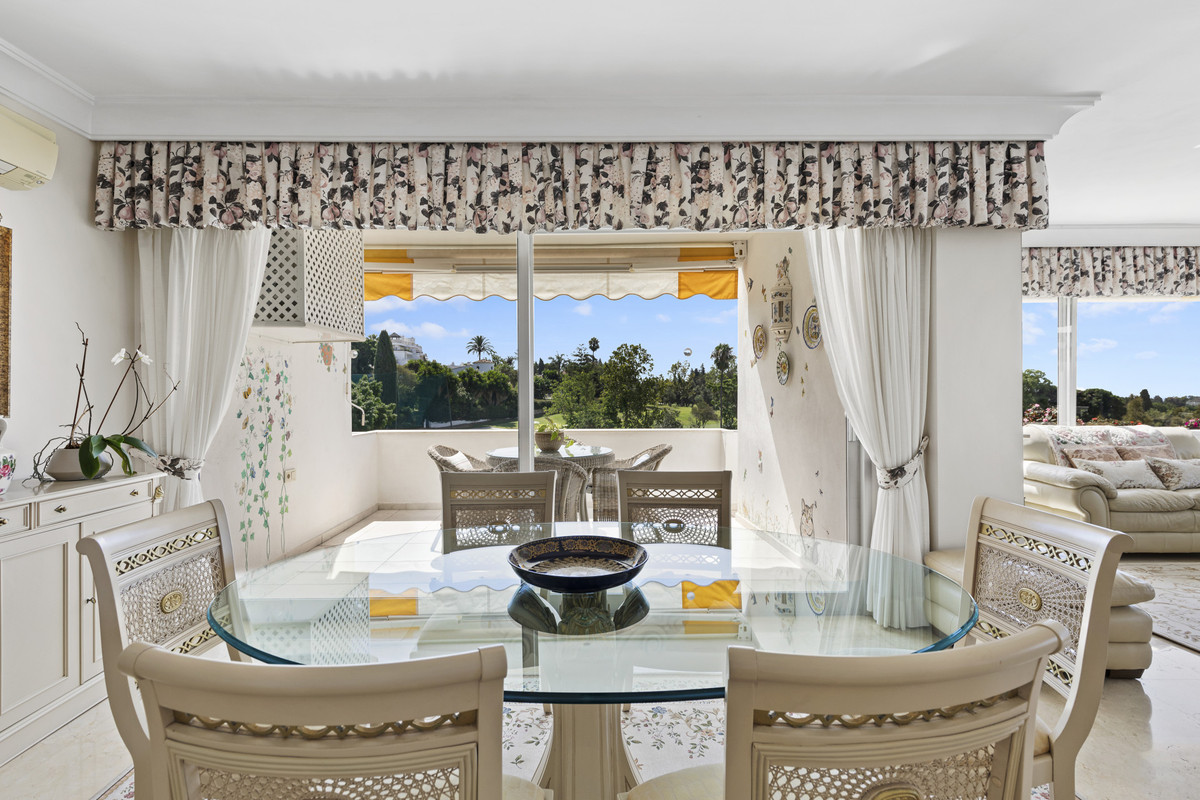 Appartement te koop in Guadalmina Alta | 3 slaapkamers H5117146