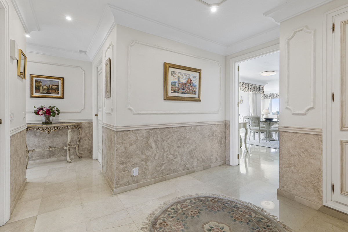 Appartement te koop in Guadalmina Alta | 3 slaapkamers H5117146