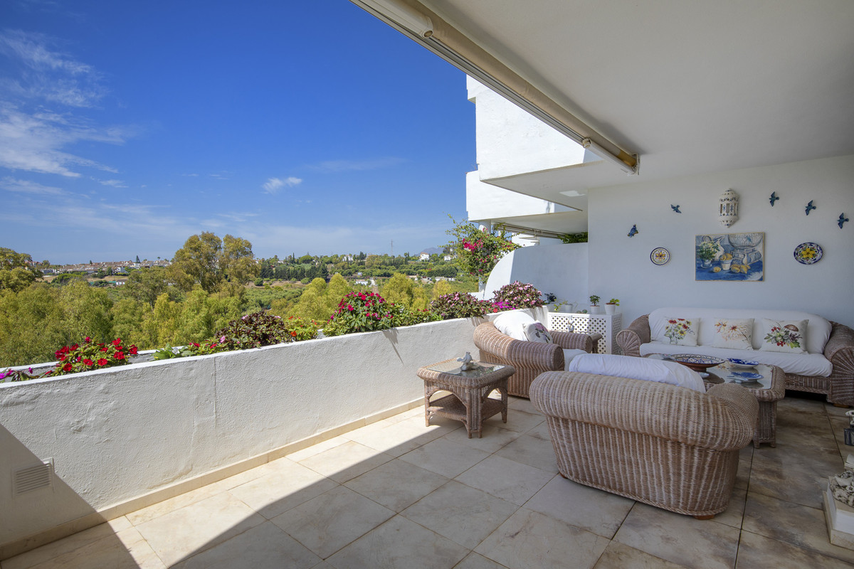 Appartement te koop in Guadalmina Alta | 3 slaapkamers H5117146