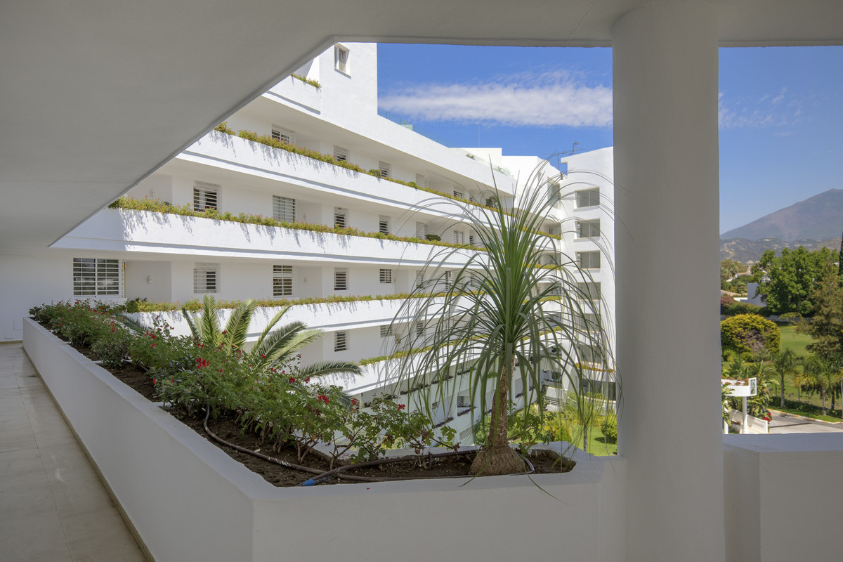 Appartement te koop in Guadalmina Alta | 3 slaapkamers H5117146