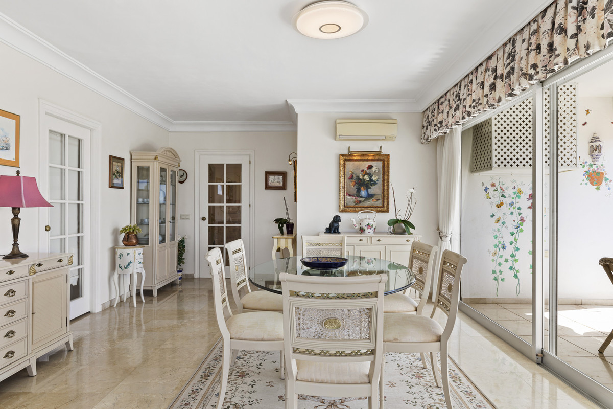Appartement te koop in Guadalmina Alta | 3 slaapkamers H5117146