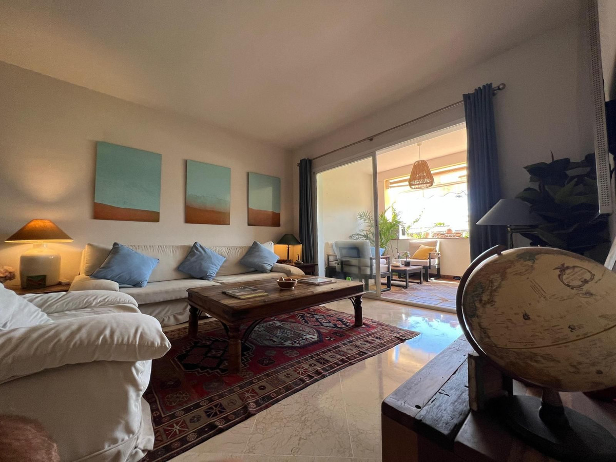 Appartement te koop in Guadalmina Alta | 2 slaapkamers H5117656