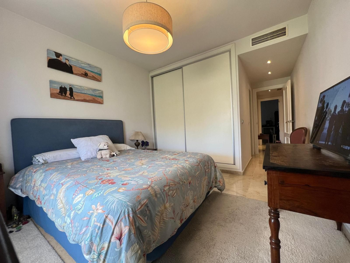 Appartement te koop in Guadalmina Alta | 2 slaapkamers H5117656