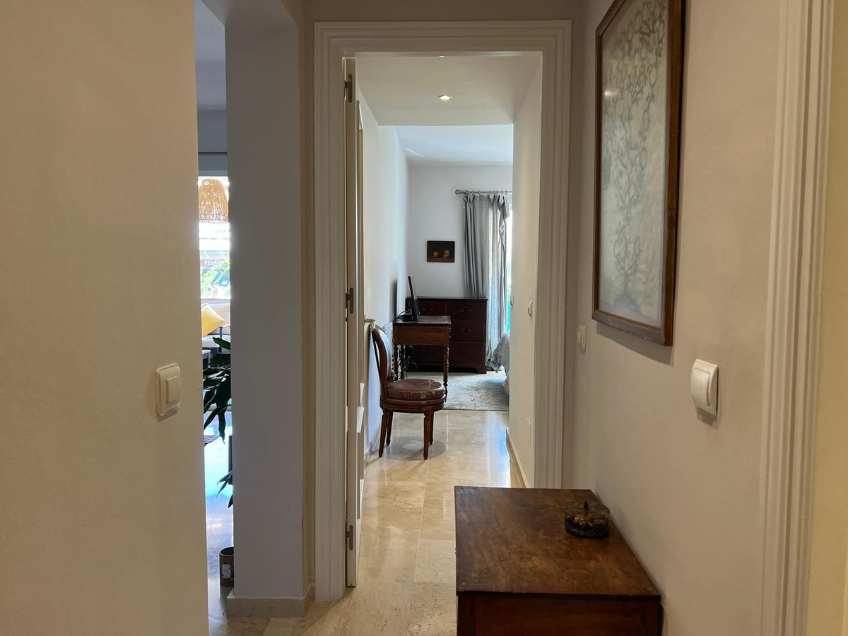 Appartement te koop in Guadalmina Alta | 2 slaapkamers H5117656